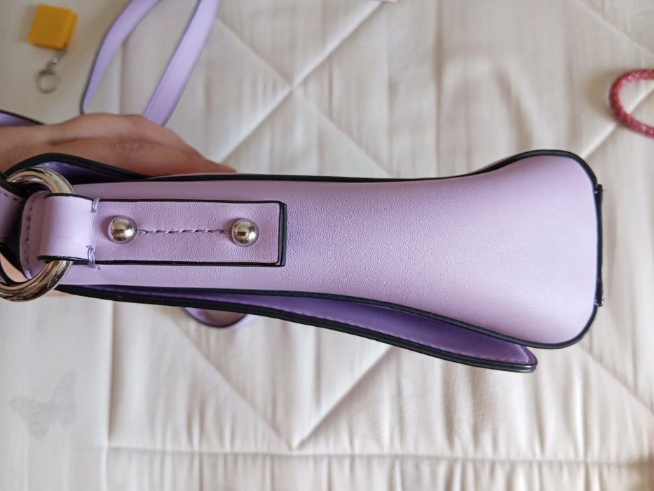 Mala tiracolo Armani Jeans cor lilás, sintética 25x17cm