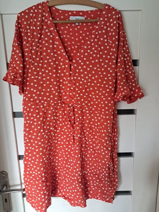 Sukienka 100% wiskoza czerwona w serduszka next 44 XL