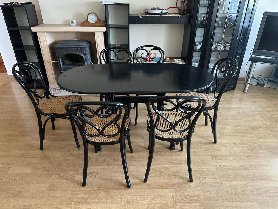 Ręcznie gięte meble z Jasienicy