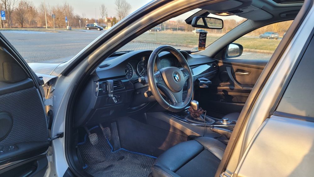 BMW e90 LCI 320d 184km 2010r