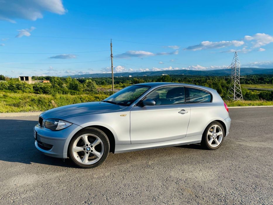 BMW 1 Series 2009 2.0 ідеальний стан