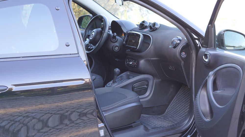 Smart ForFour 0.9 Turbo Passion - Aut. - 2019 - Manutenção Oficial