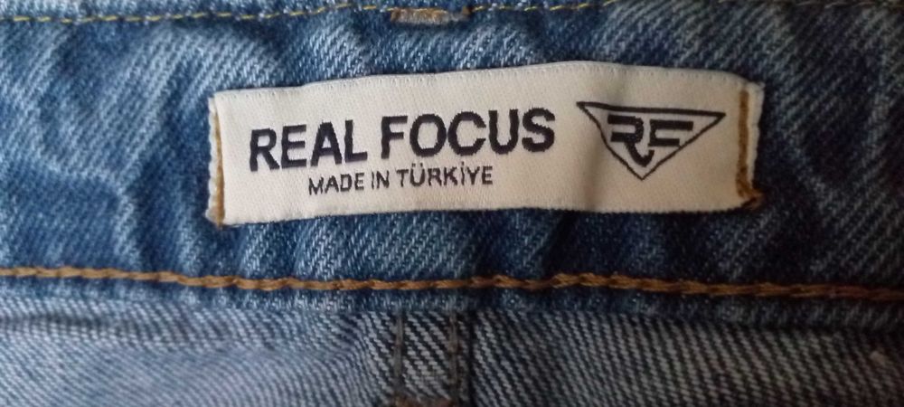 Джинсова спідниця синього кольору