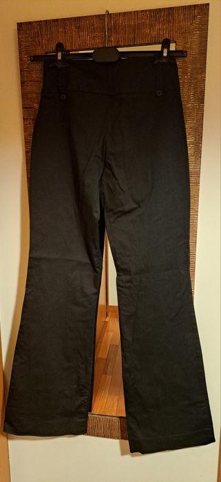 Calça T.34 Cinta subida-Zara  Algodão e Elastano- Boca de Sino