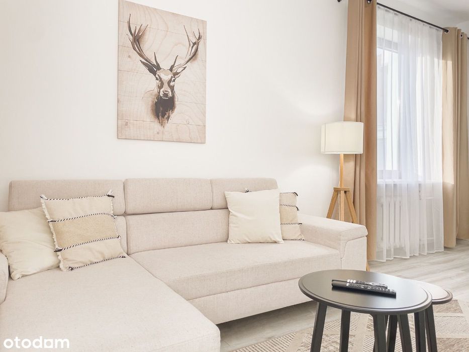 Przestronny Apartament z 2 Sypialniami i Balkonem