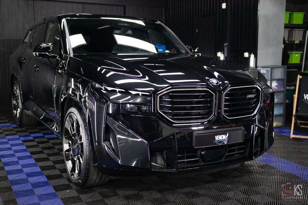 BMW XM