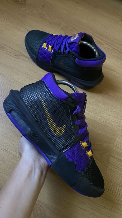 Кросівки Nike LeBron кросовки хайтопи