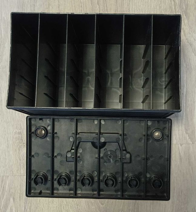 Короб під акумулятор