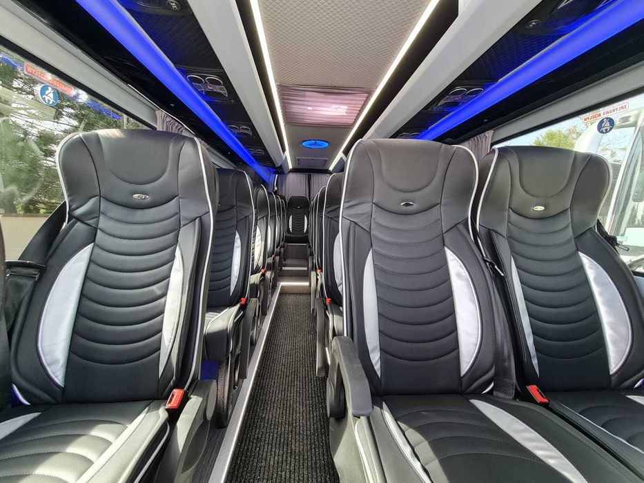 wynajem luksusowych autokarów i busów Bydgoszcz 8,16,23,32,34,50,55-os