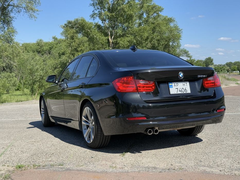 Продам BMW F30 328i 2014