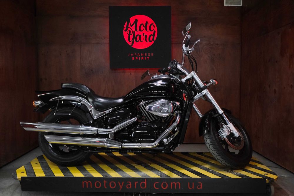 Suzuki Boulevard 800 із Японії