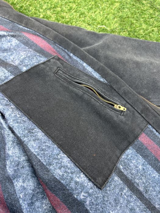 Casaco Carhartt tamanho L NOVO nunca usado