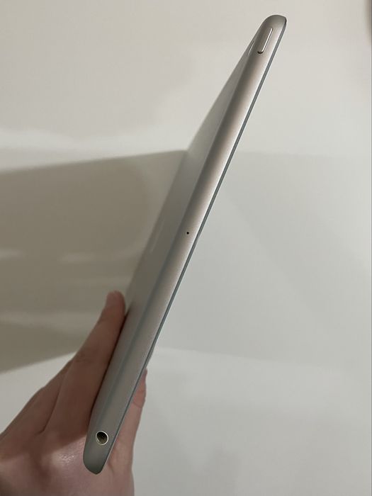 iPad 8ª geração (32GB + Wifi)