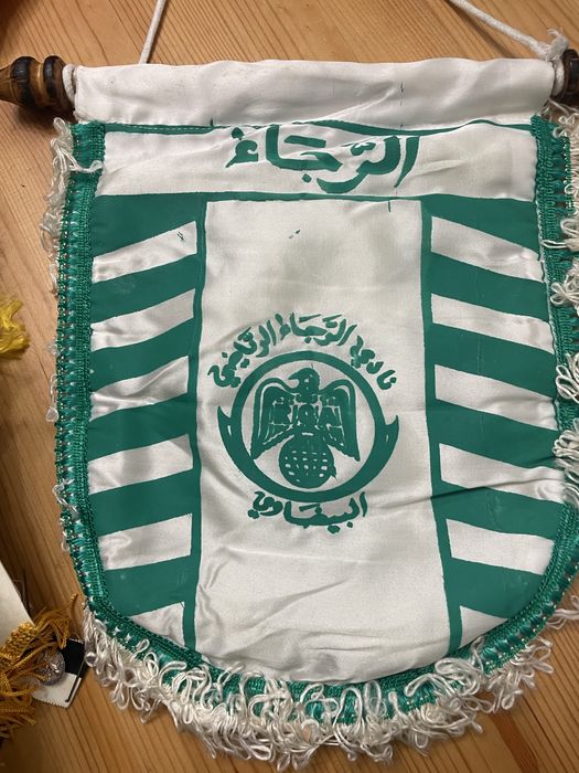 Galhardetes de varios clubes