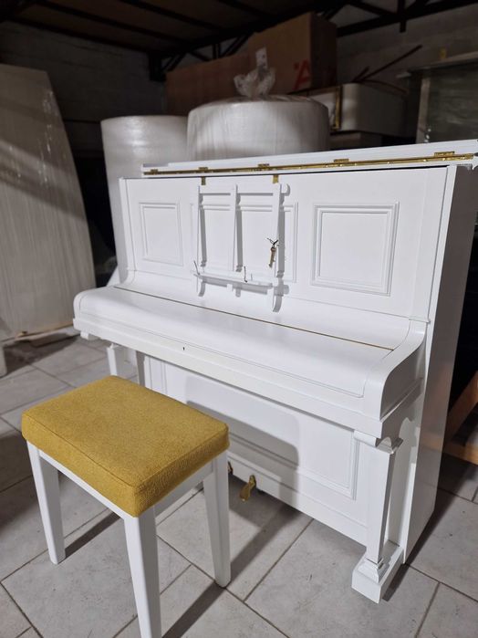 Piano Dunmo Ellis & Hill London