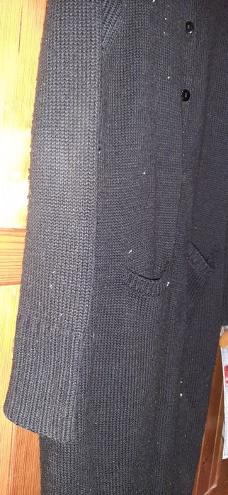 Czarny długi sweter płaszczowy damski ok. 42 – gruby, ciepły