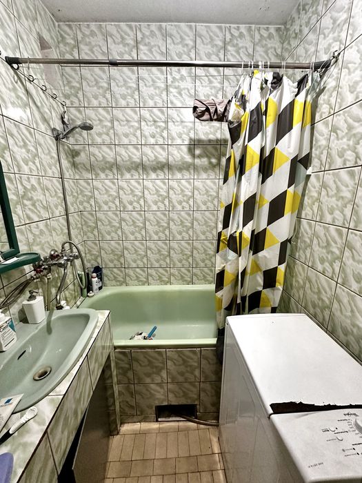 оренда кімнати (прохідна) для дівчини вул. Кульпарківська 133