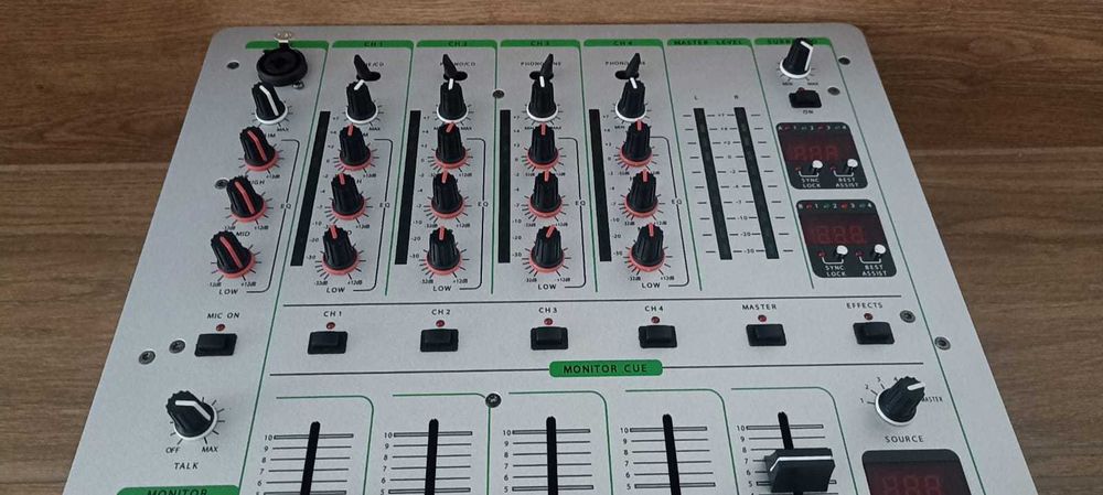 Mikser DJ-ski 5-kanałowy Pronomic DJM500