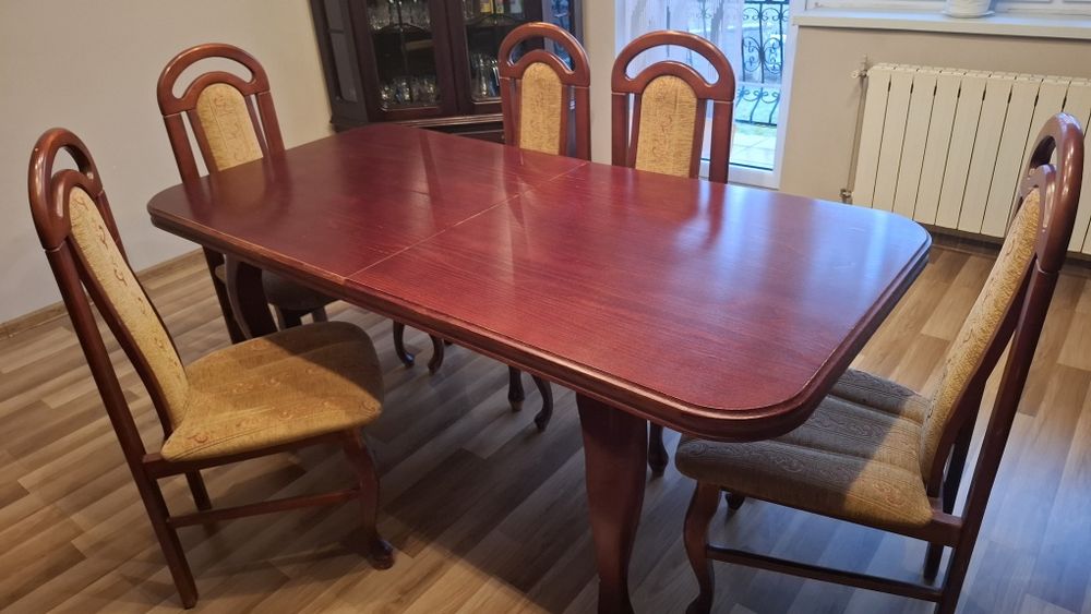 Stół do jadalni krzesła