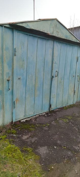 Гараж Половки "Бібліотека"