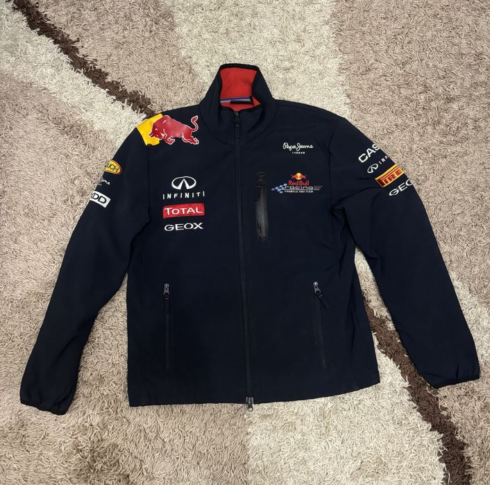 Куртка Red Bull Racing F1: 800 грн. - Інший верхній одяг Ужгород на Olx