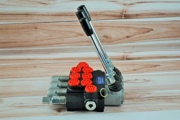 Гидрораспределитель р40/80 МТЗ ЮМЗ Т40/25 минитрактор распределитель