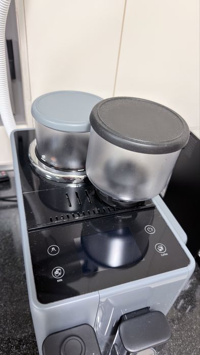 Máquina Café DeLonghi Rivelia Pebble Grey Como Nova c/ Garantia
