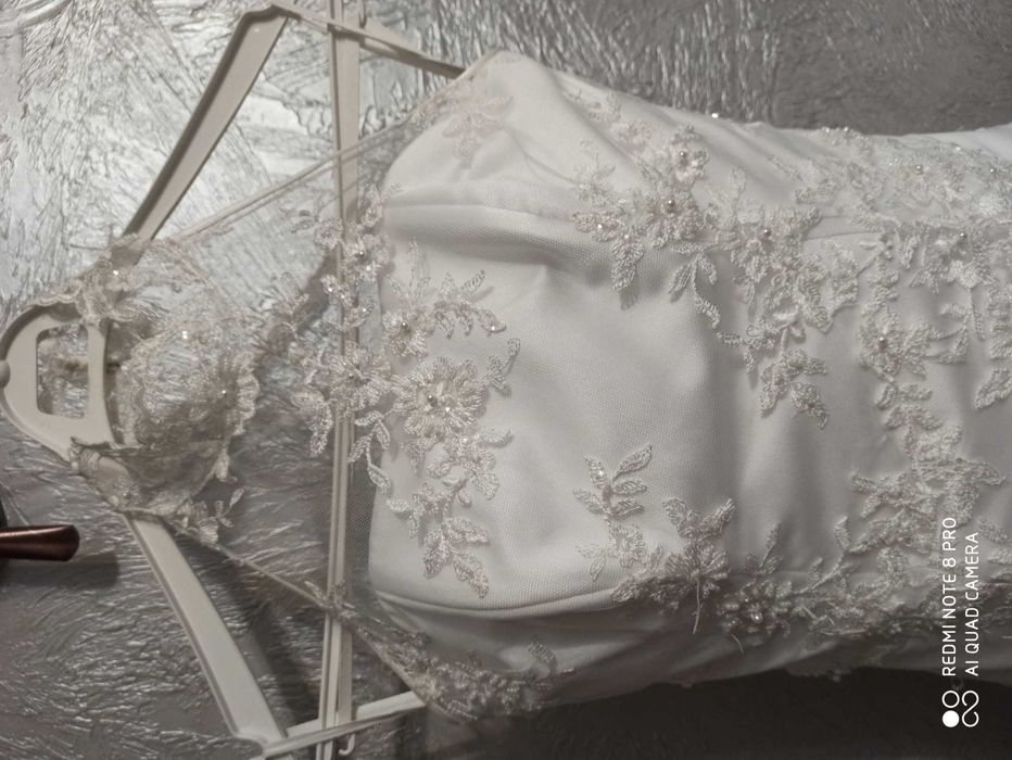 Suknia ślubna 34 36 koronka z kryształkami syrenka