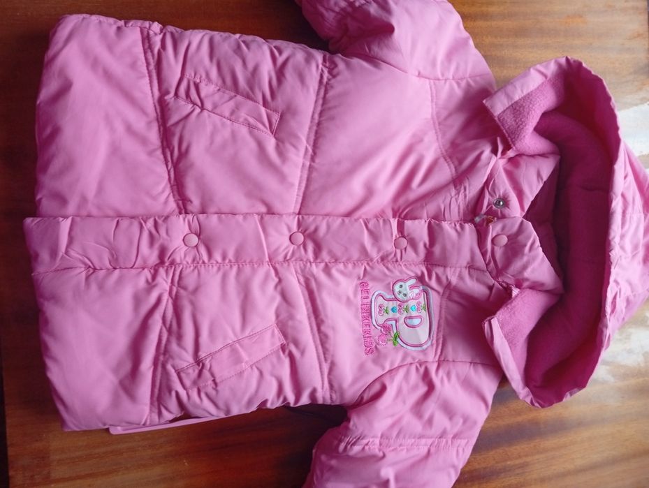 Продаю курточку для дівчинки