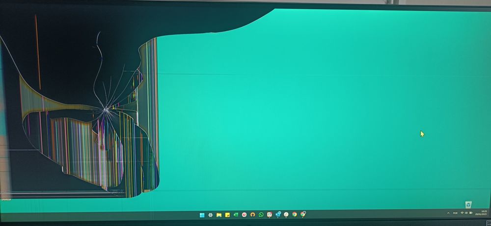Monitor LG ULTRAWIDE 29 com ecrã partido