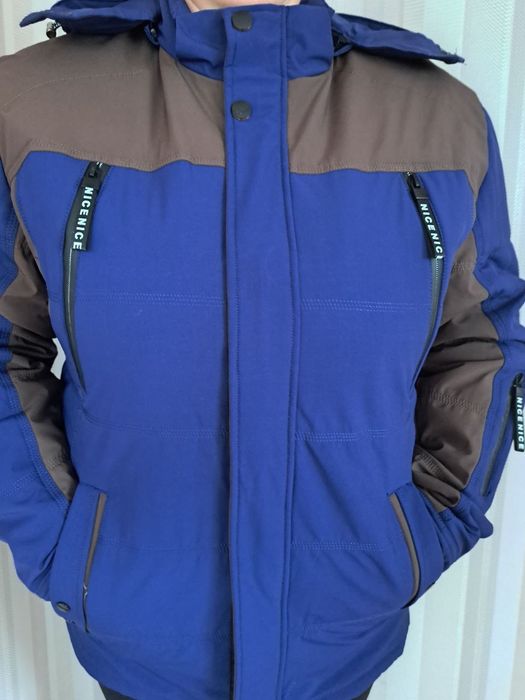 Продам куртку весна