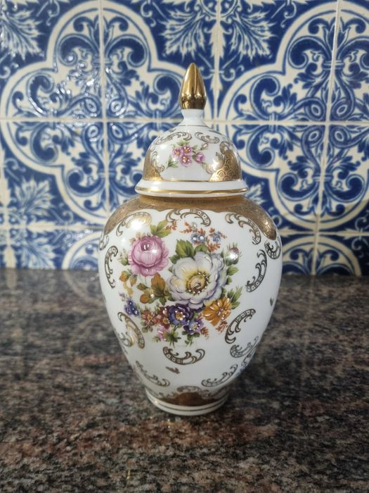 Pote/jarrão antigo em porcelana Artibus