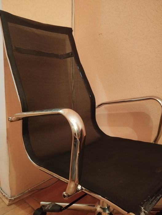 Крісло для роботи