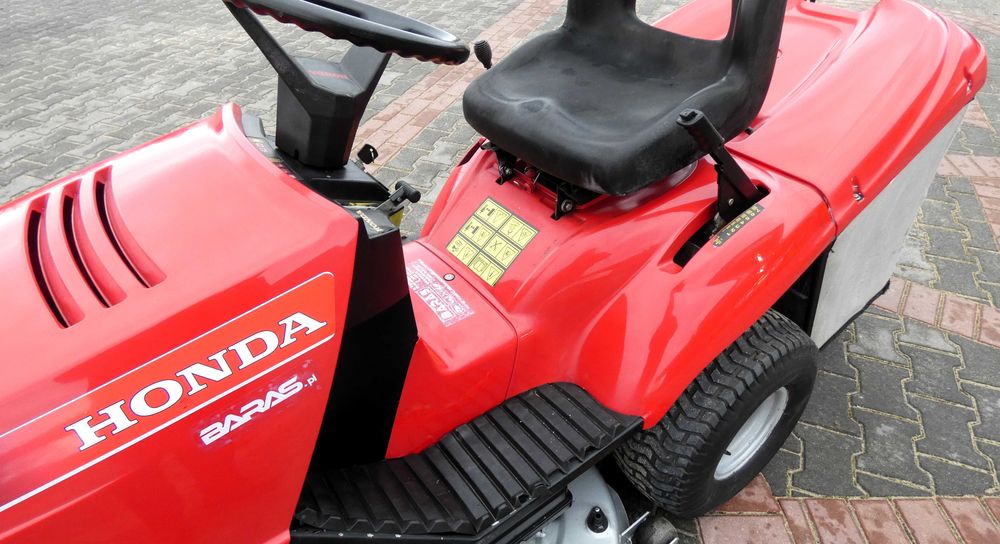 Traktorek kosiarka HONDA 2218 NOWY SILNIK (260218.6) - Baras