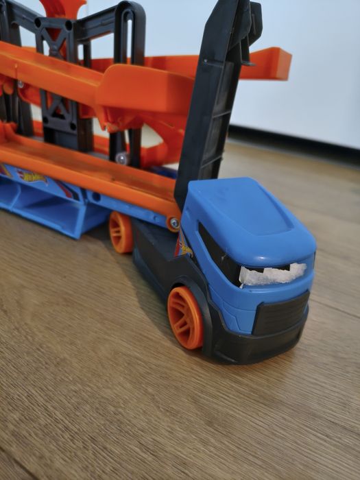 Hot Wheels City Transporter