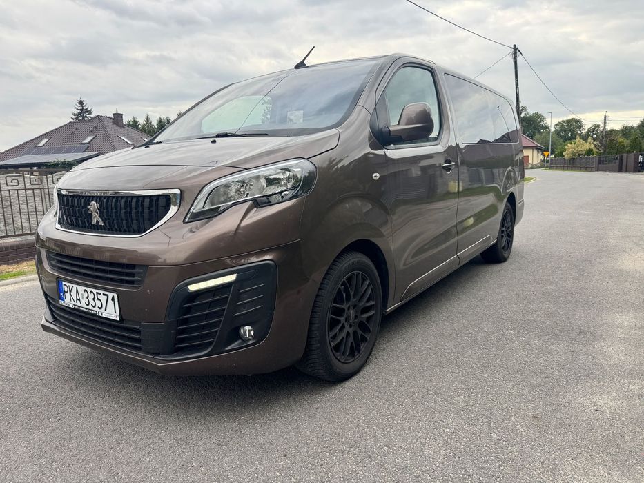 Peugeot Traveller