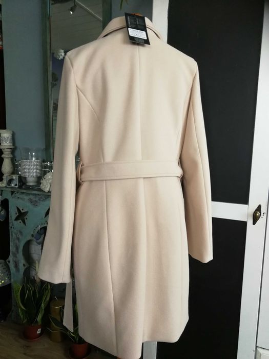 Płaszcz damski guziki pasek flausz