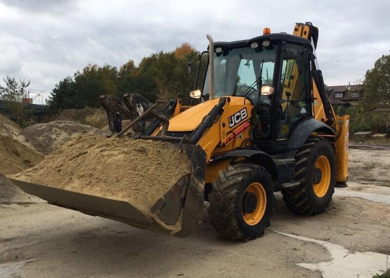 Услуги самосвала и екскаватора JCB 3cx. Песок,щебень,чернозем,отсев
