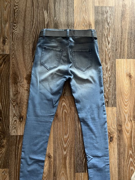 Джинсы женские