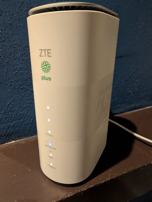 ZTE  MC888 router 5g / LTE sim