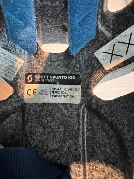 Capacete de criança da marca Scott