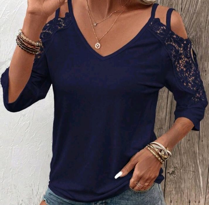 Muito bonita moderna elegante t-shirt  cheia de detalhes  nova