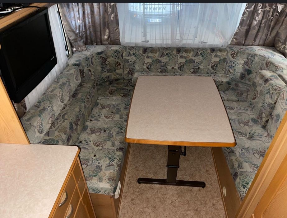 Vendo auto caravana pesada de 8 lugares