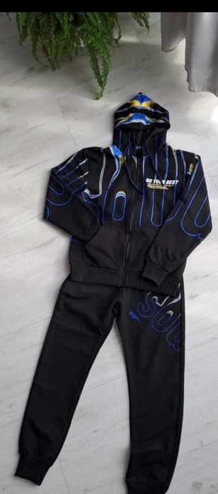 Dres chłopięcy 152