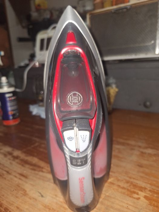 Ferro de engomar Bosh Sensixx'x 3200W