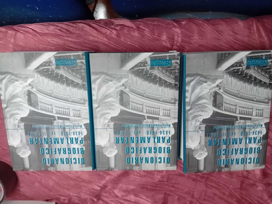 Dicionários Biográficos Parlamentar ( Colecção 3 Livros )