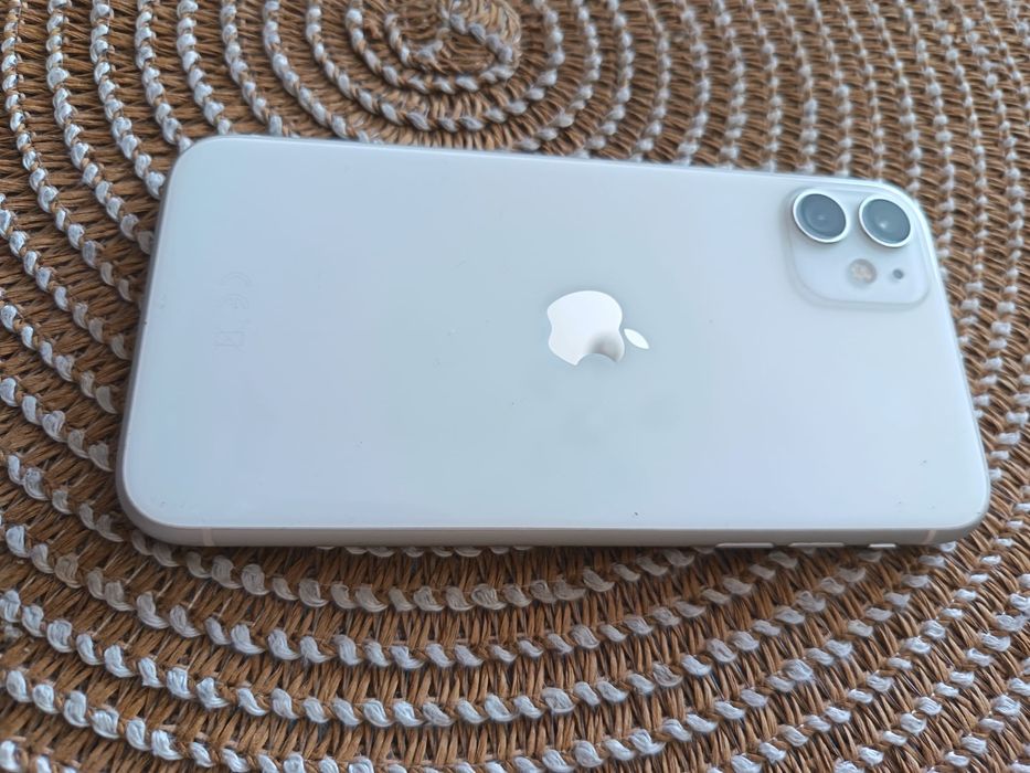 Iphone 11 biały 64GB