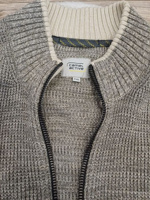 Męski sweter zapinany na zamek Camel Active  rozm 3XL.