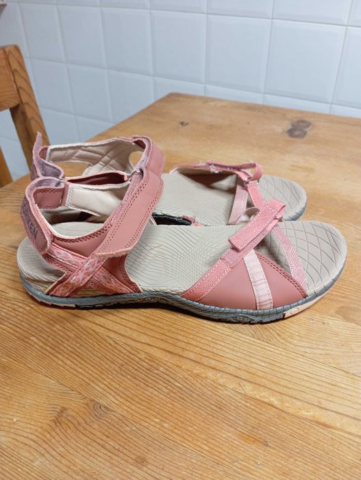 Sandalias desportivas