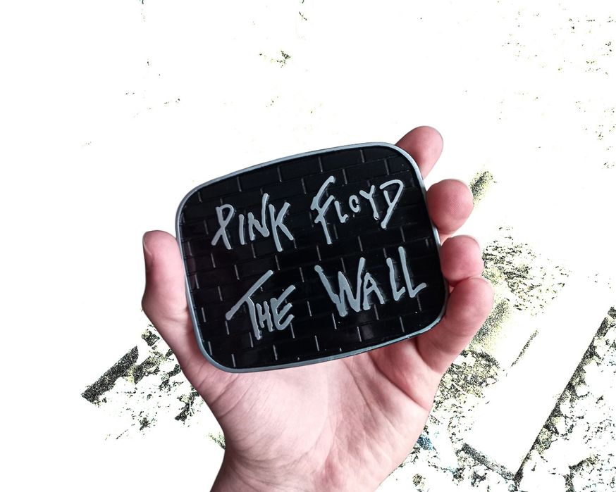 Рок/метал мерч пряжка Pink Floyd - The Wall